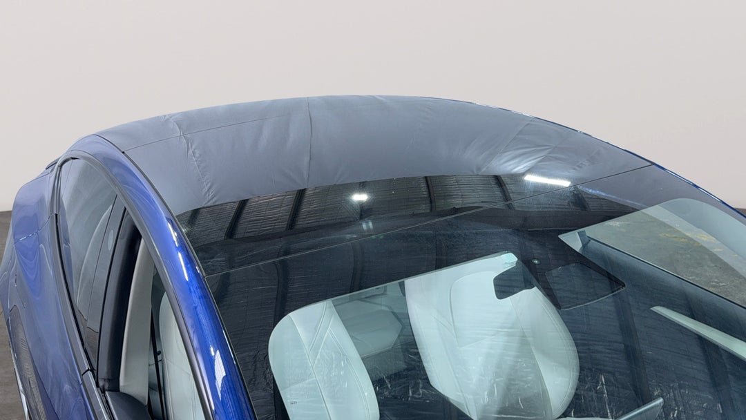 2021 Tesla Model 3 Standard Range Plus RWD, Automatic, 52580 km, Roof/Sunroof View