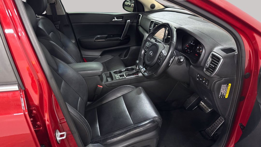 2017 Kia Sportage Gt-line (AWD), Automatic, 131743 km, Right Side Front Door Cabin View