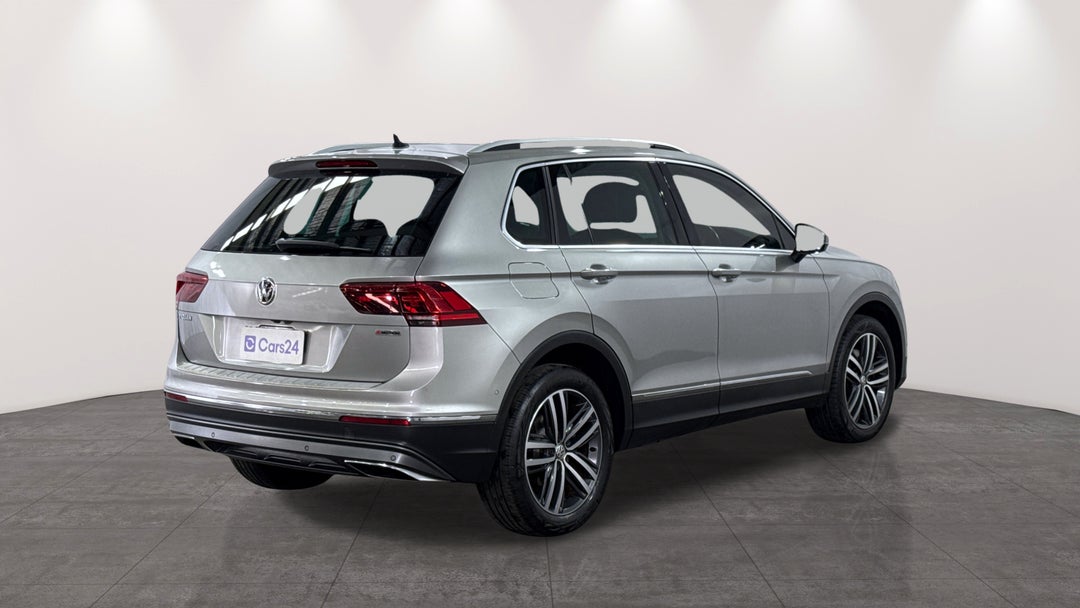 2018 Volkswagen Tiguan 162 Tsi Highline, Automatic, 81232 km, Right Back Diagonal (45- Degree) View
