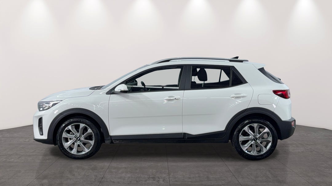 2022 Kia Stonic Sport, Automatic, 21670 km, Left Side View