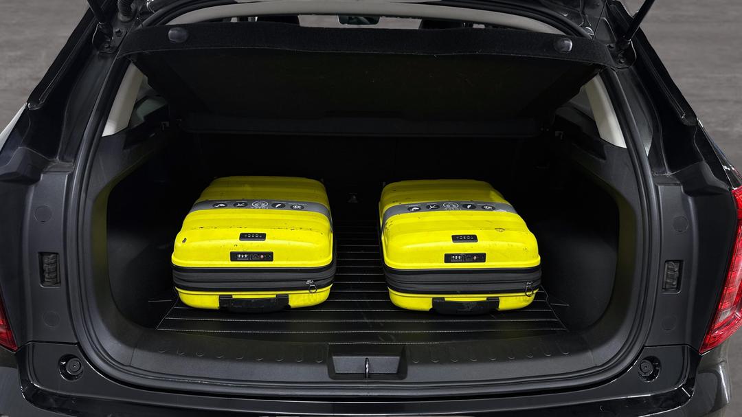 2022 GWM Haval Jolion Lux, Automatic, 93073 km, Boot Inside View with Luggage
