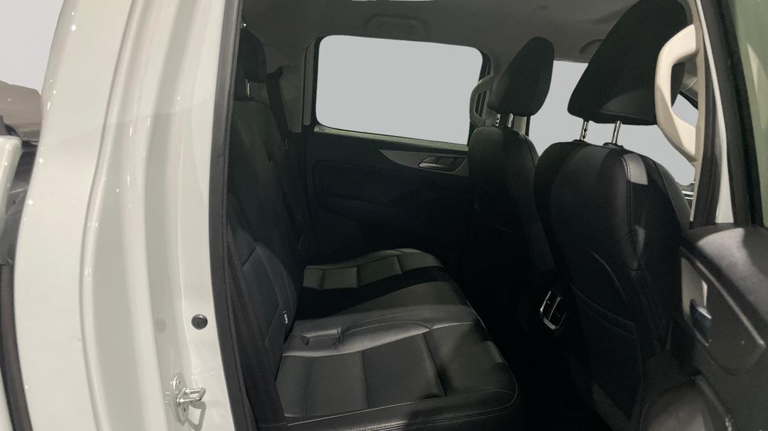 2022 GWM Ute Cannon-l (4x4), Automatic, 71831 km, Right Side Rear Door Cabin View