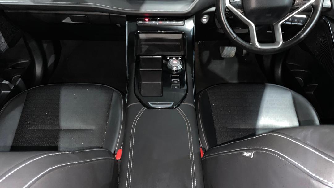 2022 GWM Haval H6 Ultra Hybrid, Automatic, 42996 km, Center Console