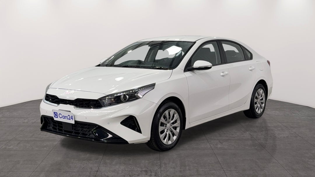 2024 Kia Cerato S, Automatic, 15084 km, Left Front Diagonal (45- Degree) View