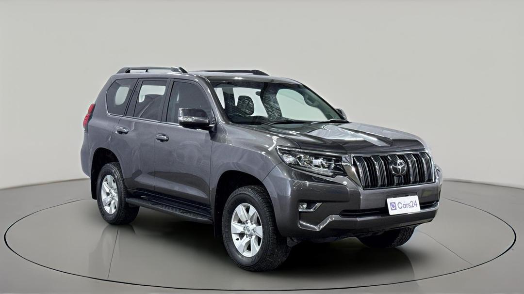 2023 Toyota Landcruiser Prado Gxl, Automatic, 61611 km, Right Front Diagonal (45- Degree) View