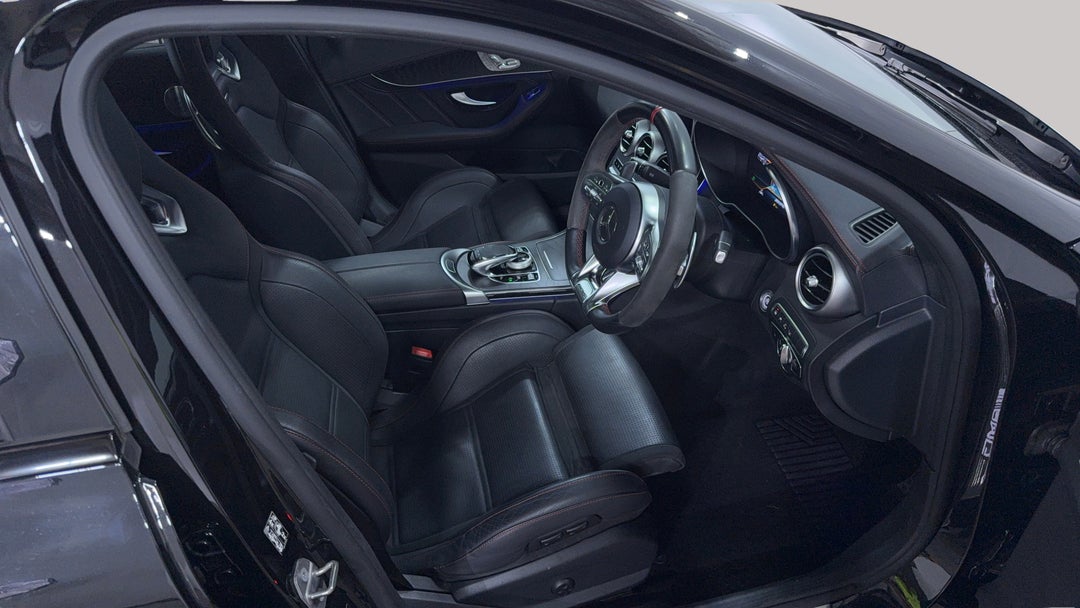 2020 Mercedes-amg C 43, Automatic, 65070 km, Right Side Front Door Cabin View