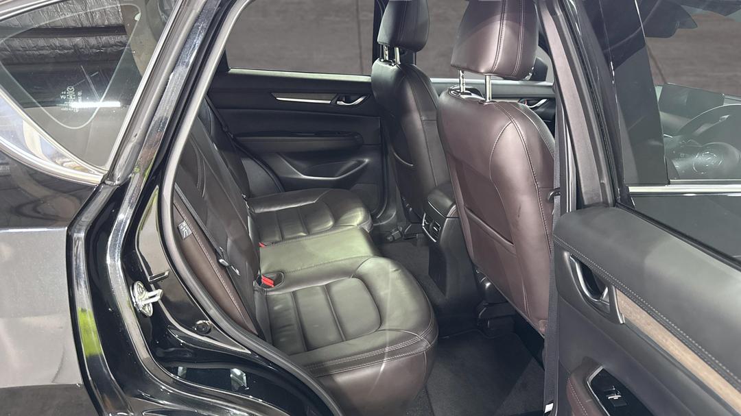 2023 Mazda CX-5 Akera (AWD), Automatic, 34512 km, Right Side Rear Door Cabin View