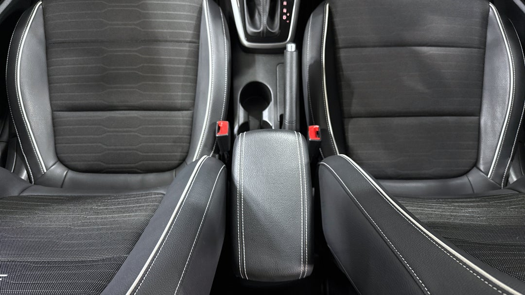 2020 Kia Stonic Gt-line, Automatic, 19887 km, Center Console