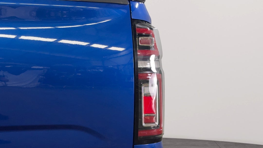 Badge (Boot Right Side)