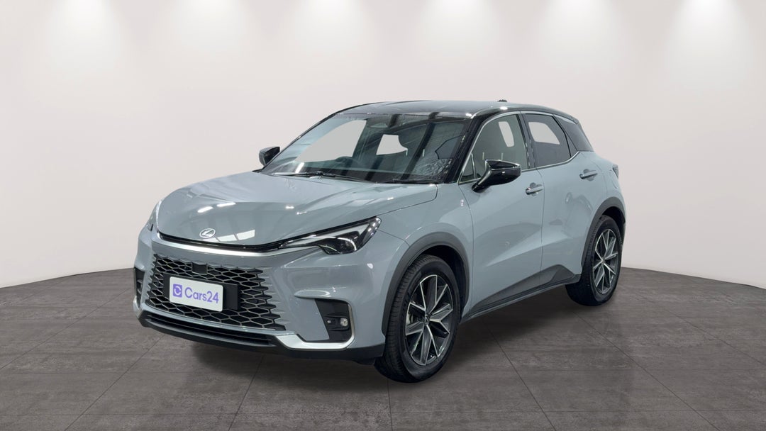 Left Front Diagonal (45- Degree) View