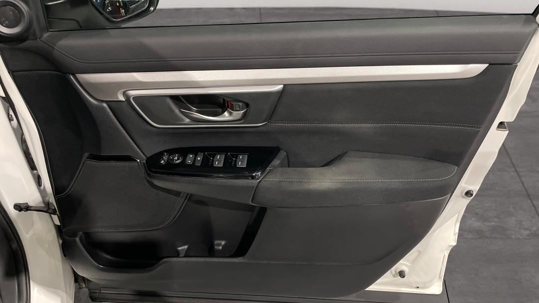 2017 Honda CR-V Vti-s (2WD), Automatic, 112496 km, Speaker View