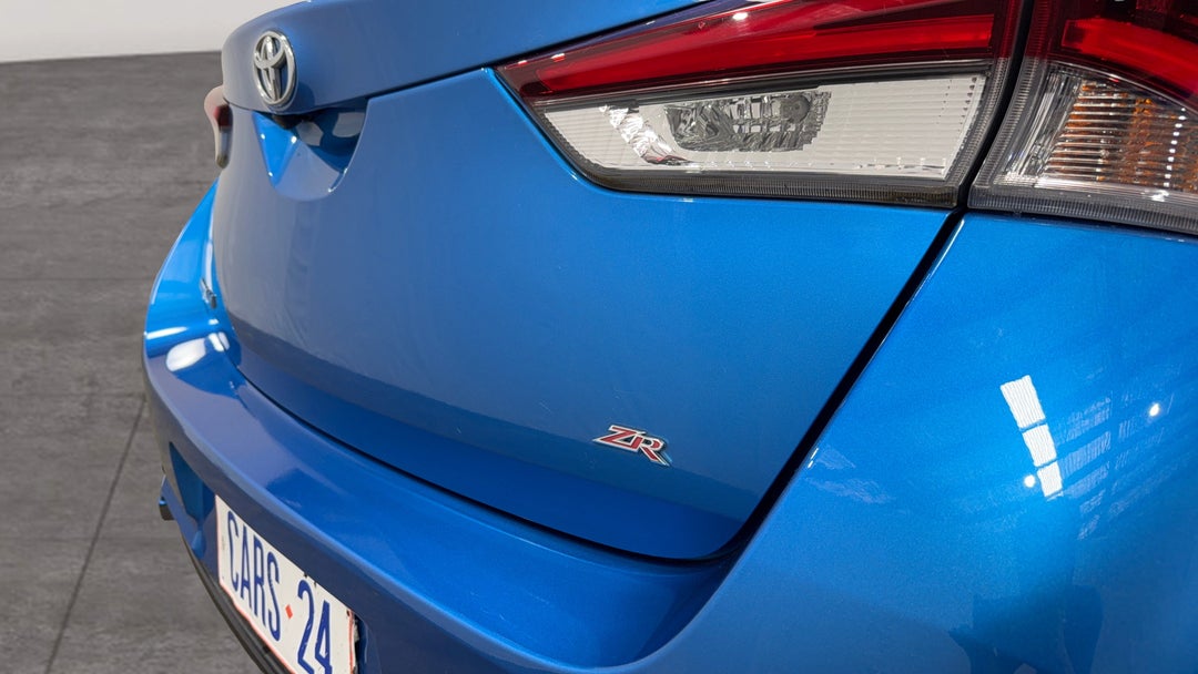 Badge (Boot Right Side)