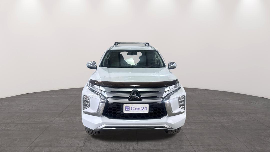 2022 Mitsubishi Pajero Sport Gls (4WD) 7 Seat, Automatic, 17746 km, Front View