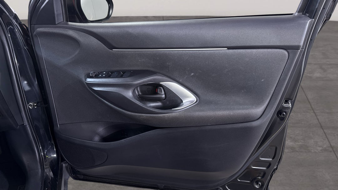 2021 Toyota Yaris Cross Gx Hybrid (AWD), Automatic, 63594 km, Speaker View