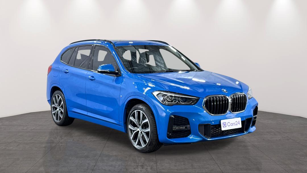 2021 BMW X1 sDrive 20i M Sport, Automatic, 36840 km, Right Front Diagonal (45- Degree) View