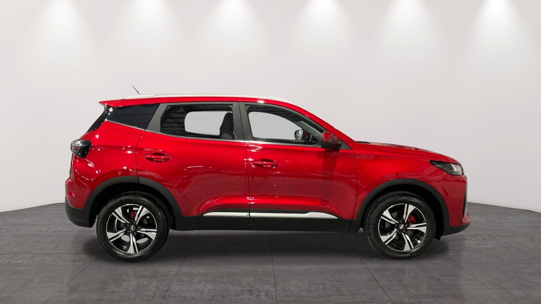 2025 Chery Tiggo 4 Pro Urban, Automatic, 6553 km, Right Side View