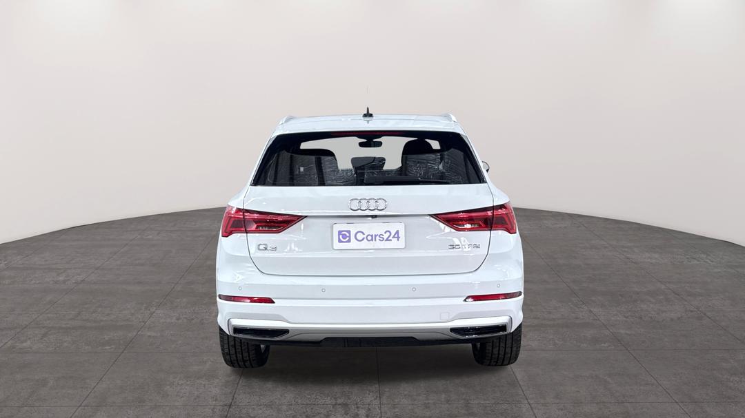 2020 Audi Q3 35 Tfsi, Automatic, 38440 km, Back/Rear View