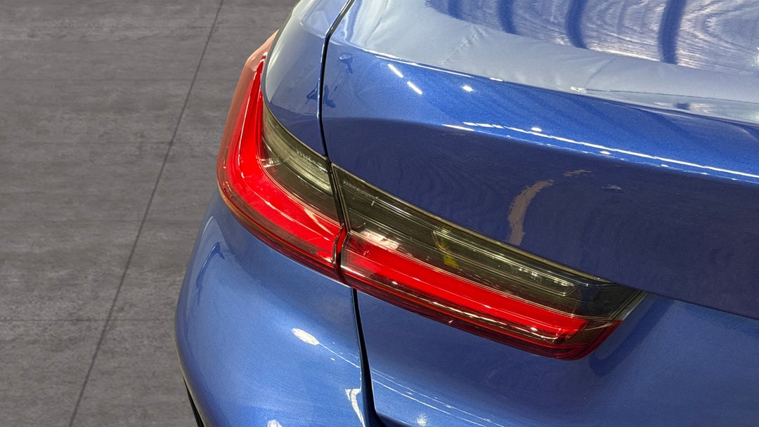 2022 BMW 3 20i M Sport, Automatic, 33217 km, Badge (Boot Left Side)