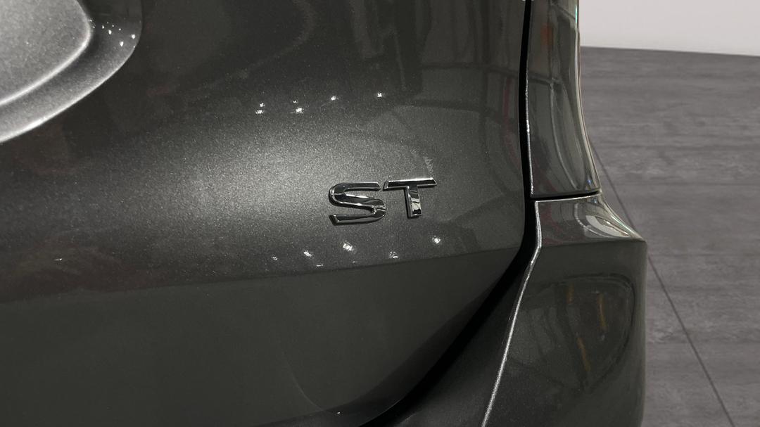 2018 Nissan X-trail St (4WD), Automatic, 68769 km, Badge (Boot Right Side)