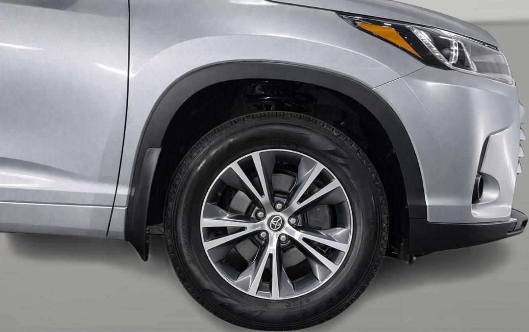 2018 Toyota Kluger Gx (4x2), Automatic, 76982 km, Right Front Wheel