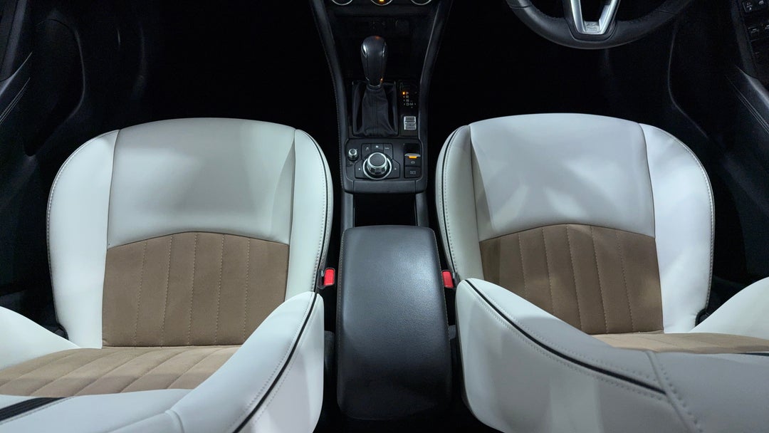 2023 Mazda CX-3 G20 Evolve, Automatic, 5958 km, Center Console