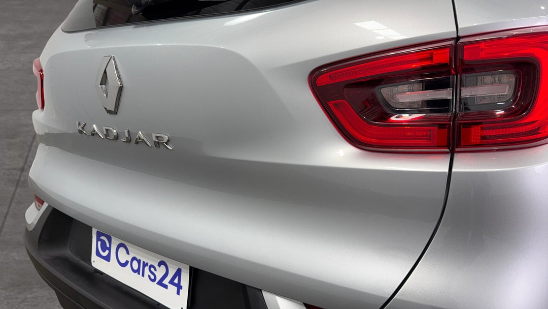 Badge (Boot Right Side)