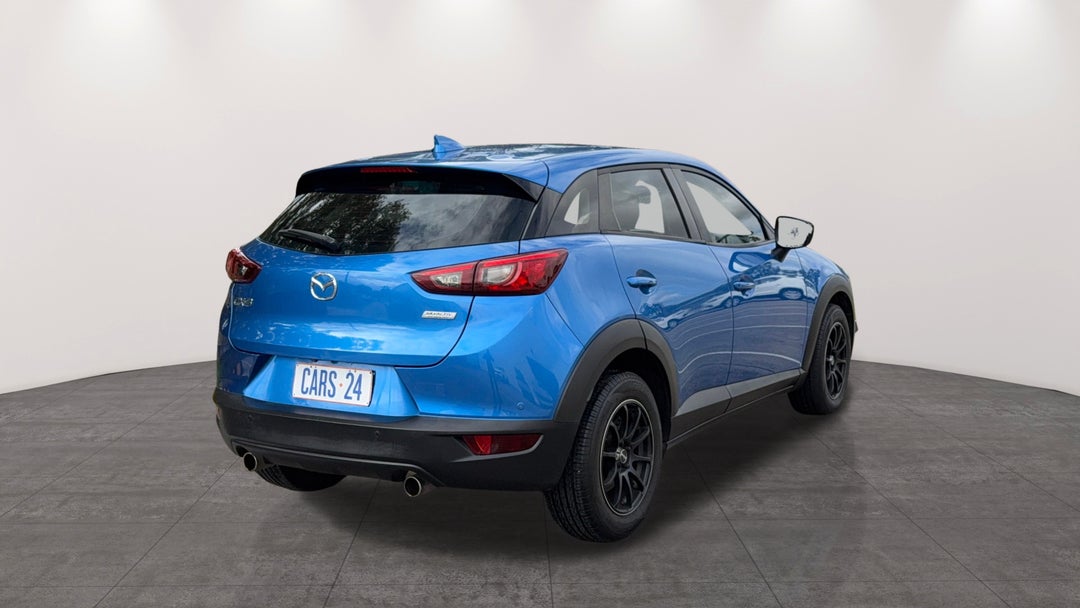 Right Back Diagonal (45- Degree) View