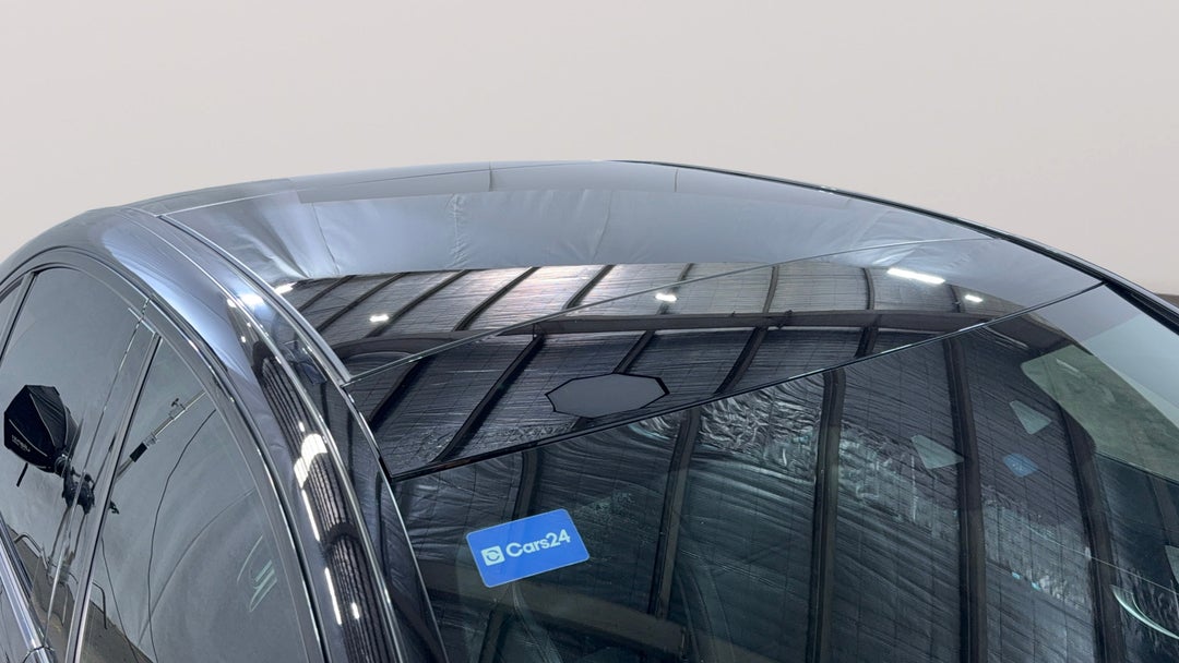 2020 Mercedes-amg C 43, Automatic, 65070 km, Roof/Sunroof View