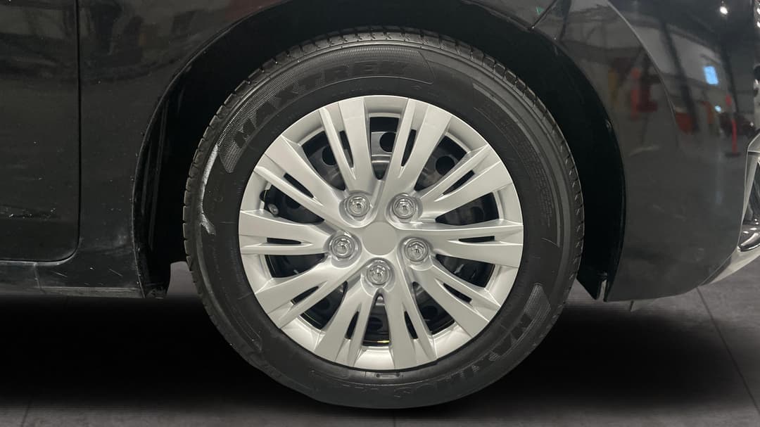 2016 Honda Jazz Vti, Manual, 30132 km, Right Front Wheel