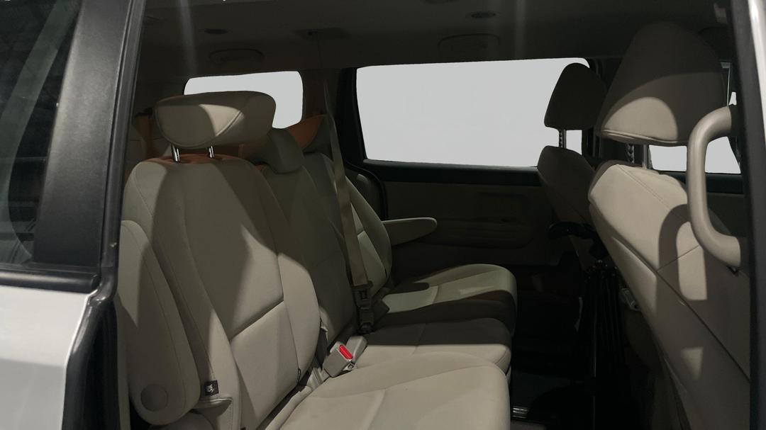 2020 Kia Carnival S, Automatic, 91871 km, Right Side Rear Door Cabin View