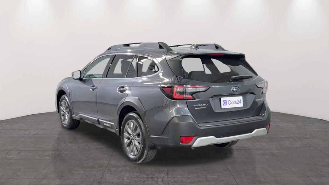 Left Back Diagonal (45- Degree) View