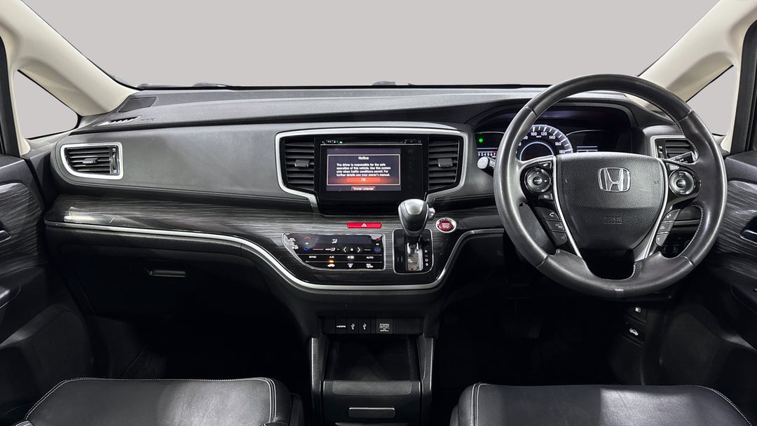 2016 Honda Odyssey Vti-l, Automatic, 91775 km, Dashboard View