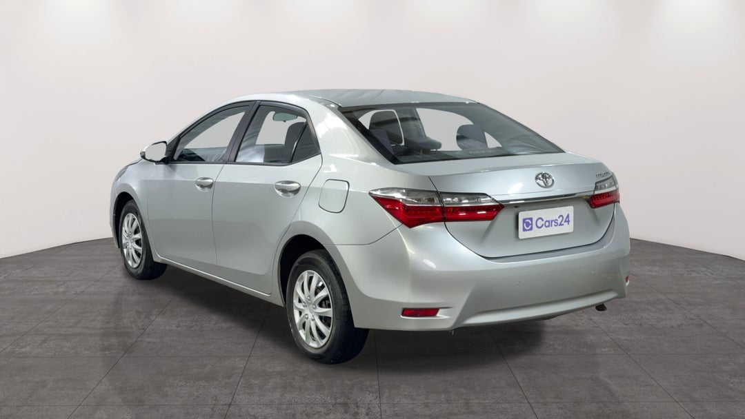 Left Back Diagonal (45- Degree) View