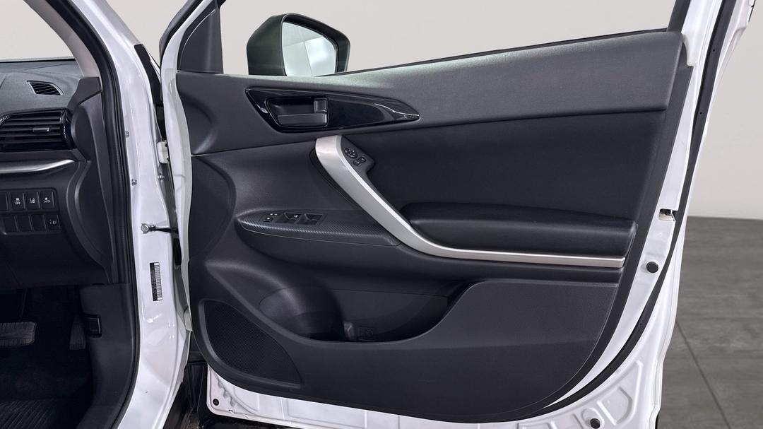 2023 Mitsubishi Eclipse Cross Es (2WD), Automatic, 39748 km, Speaker View