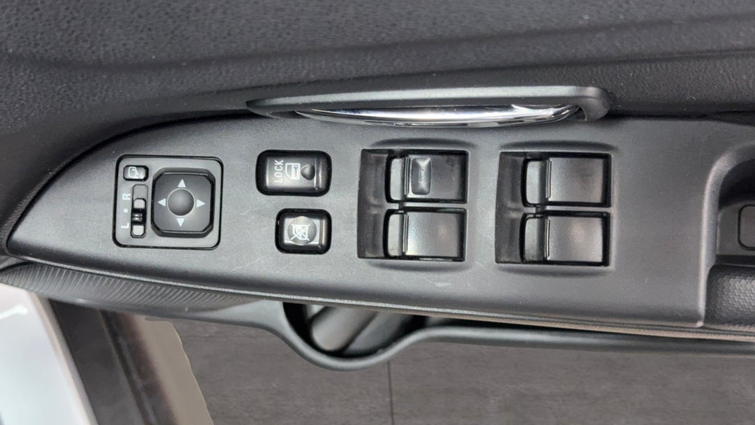 2015 Mitsubishi ASX Ls (2wd), Automatic, 133723 km, Drivers Side Door Panel Controls