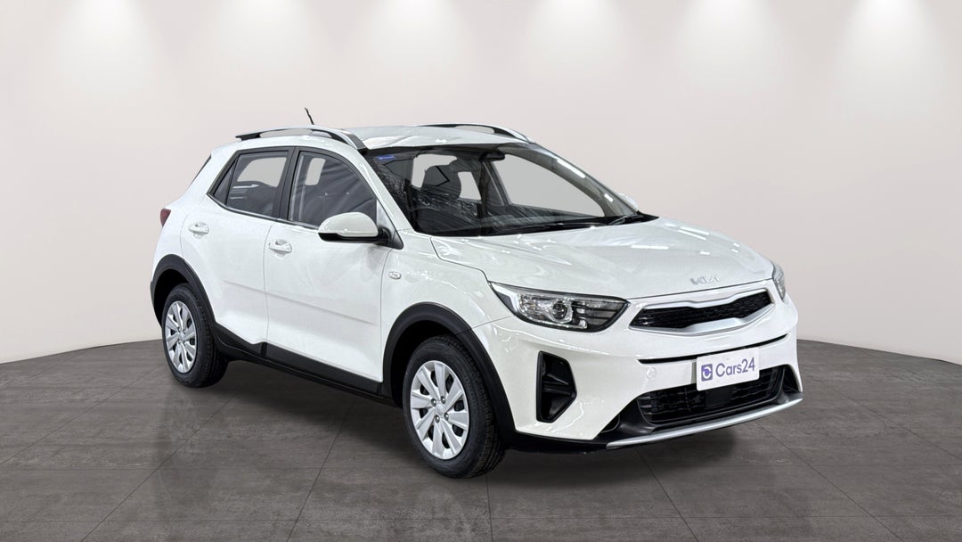 2022 Kia Stonic S, Automatic, 56002 km, Right Front Diagonal (45- Degree) View
