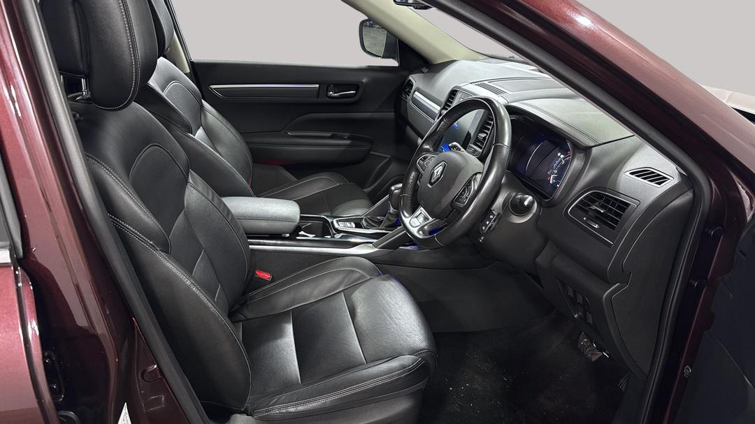 2023 Renault Koleos Zen (4x2), Automatic, 57510 km, Right Side Front Door Cabin View
