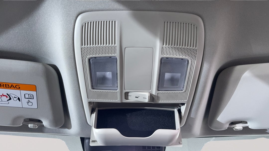 On-Roof Controls/Sunglass holder