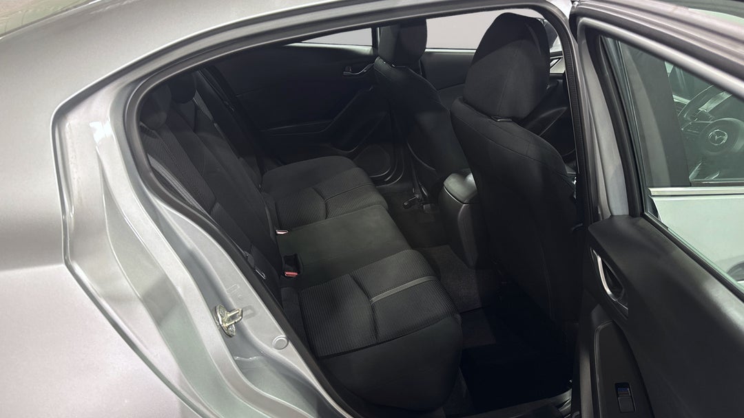 2018 Mazda 3 Maxx Sport, Automatic, 44881 km, Right Side Rear Door Cabin View