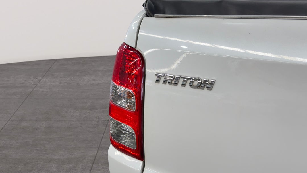 Badge (Boot Left Side)