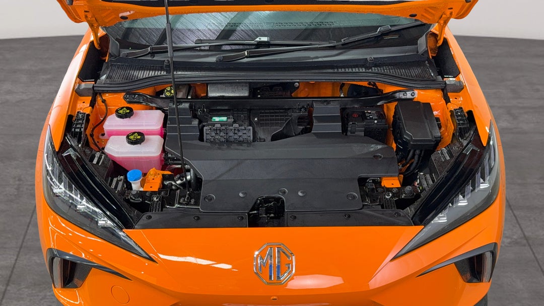 Open Bonnet (Engine)