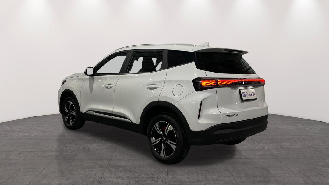 2025 Chery Tiggo 4 Pro Urban, Automatic, 4565 km, Left Back Diagonal (45- Degree) View