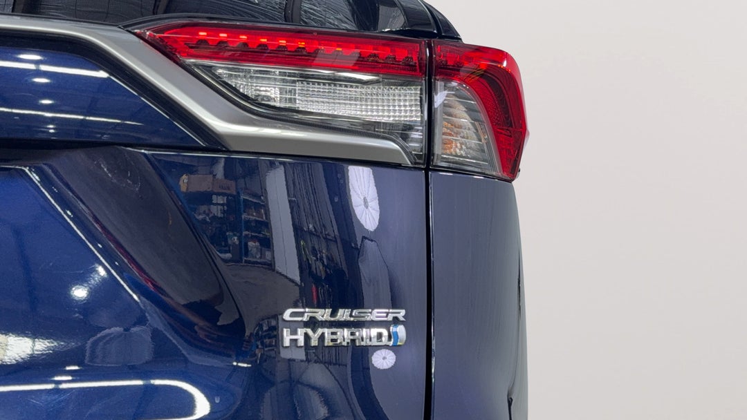 2023 Toyota RAV4 Cruiser (2wd) Hybrid, Automatic, 29598 km, Badge (Boot Right Side)