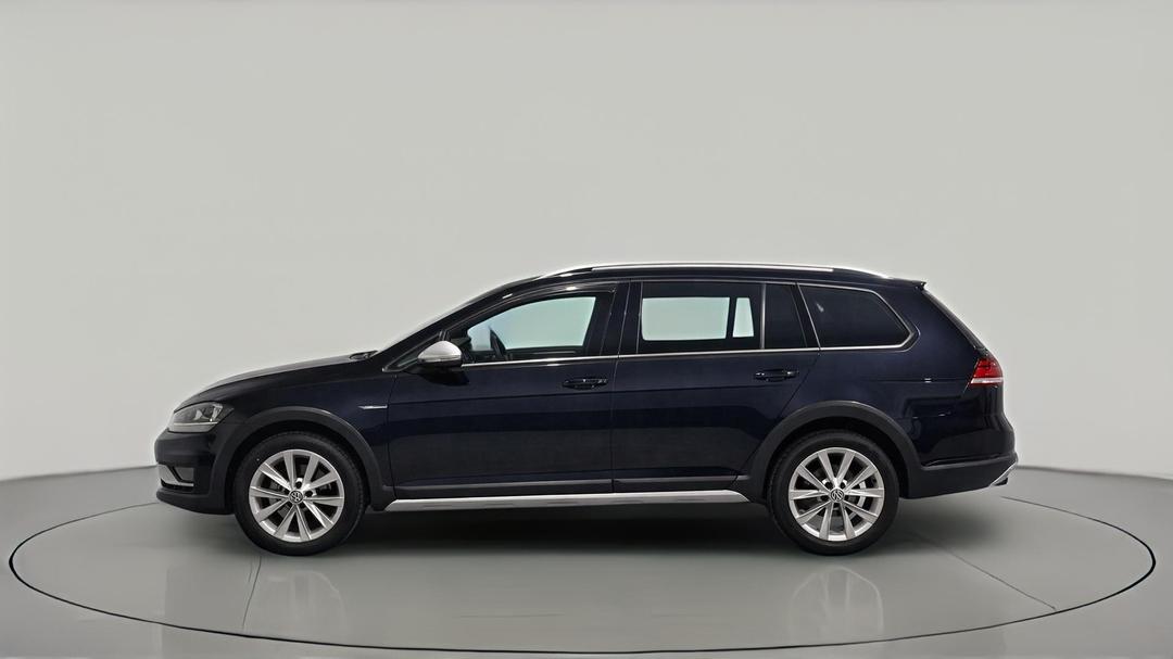 2018 Volkswagen Golf Alltrack 132 Tsi, Automatic, 64731 km, Left Side View