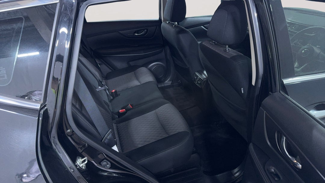 2021 Nissan X-trail St (2WD), Automatic, 104012 km, Right Side Rear Door Cabin View