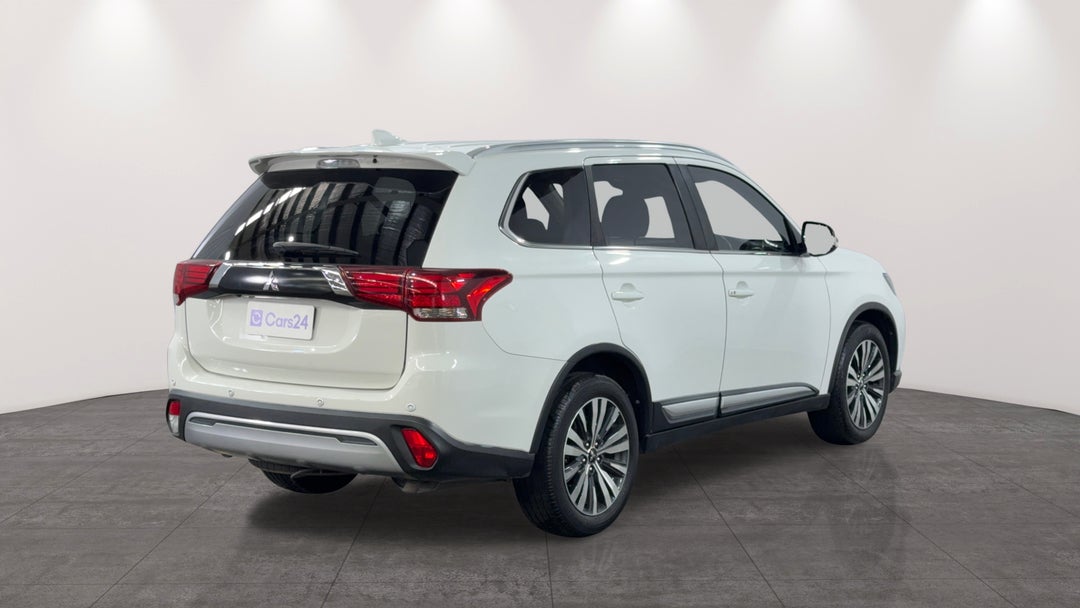 2019 Mitsubishi Outlander Ls 7 Seat (AWD), Automatic, 102224 km, Right Back Diagonal (45- Degree) View