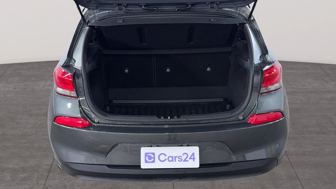 2020 Hyundai i30 Go, Automatic, 143570 km, Boot Inside View
