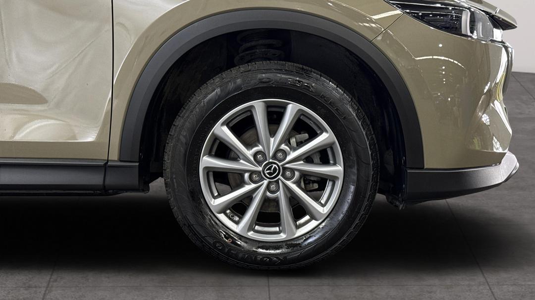 2022 Mazda CX-5 Maxx Sport (FWD), Automatic, 45093 km, Right Front Wheel