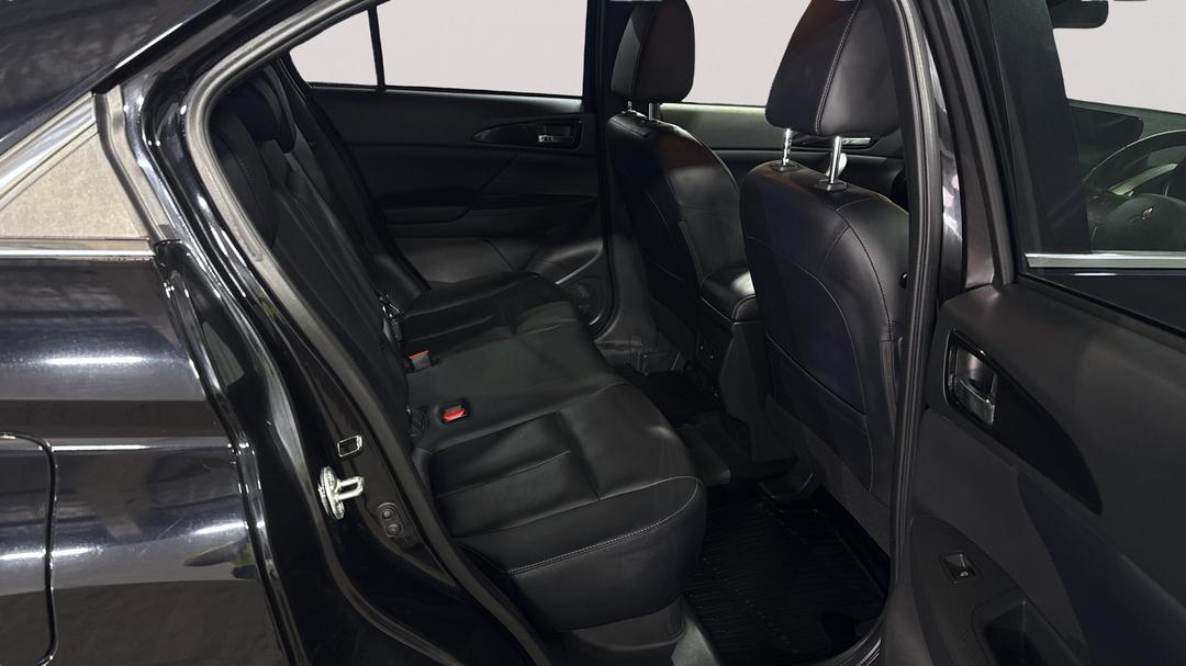 2024 Mitsubishi Eclipse Cross Exceed Phev (AWD), Automatic, 32174 km, Right Side Rear Door Cabin View