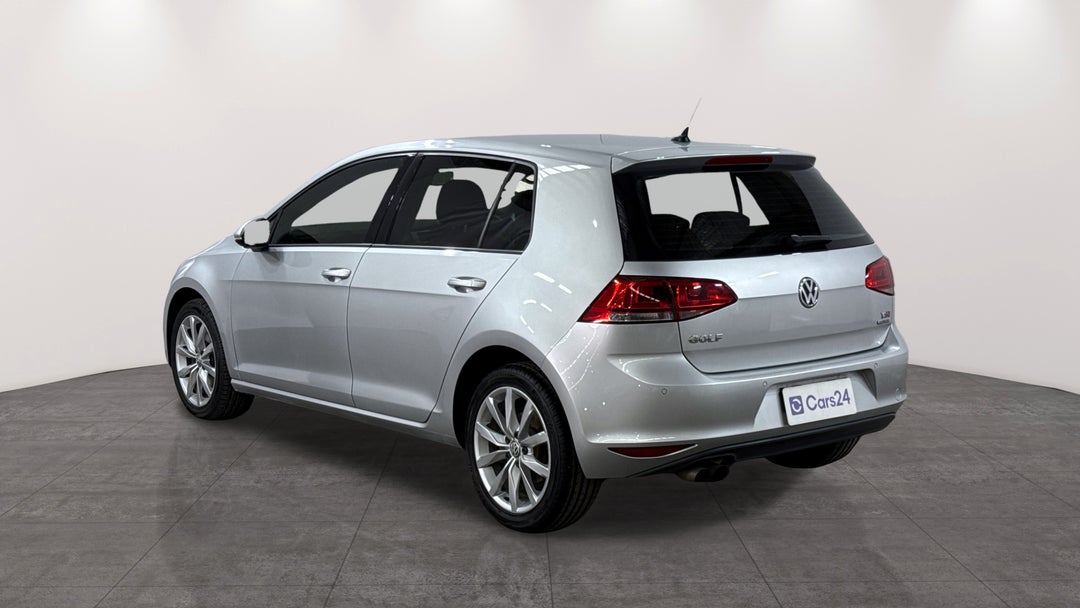 2013 Volkswagen Golf 103 Tsi Highline, Automatic, 108499 km, Left Back Diagonal (45- Degree) View